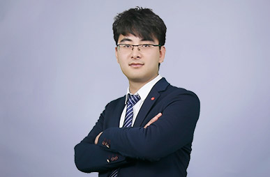 何鵬斐